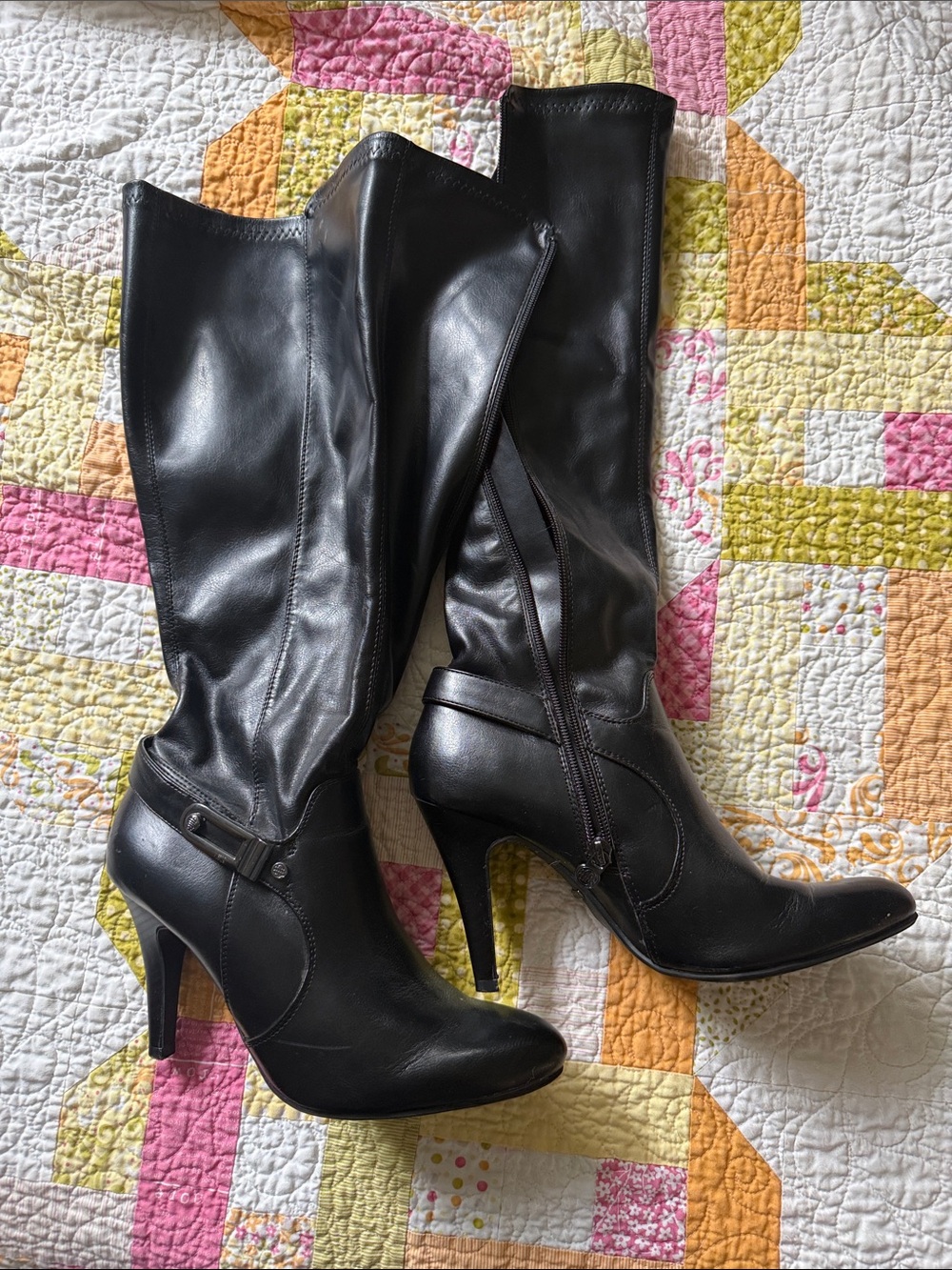 Black Knee-High Leather Heeled Boots